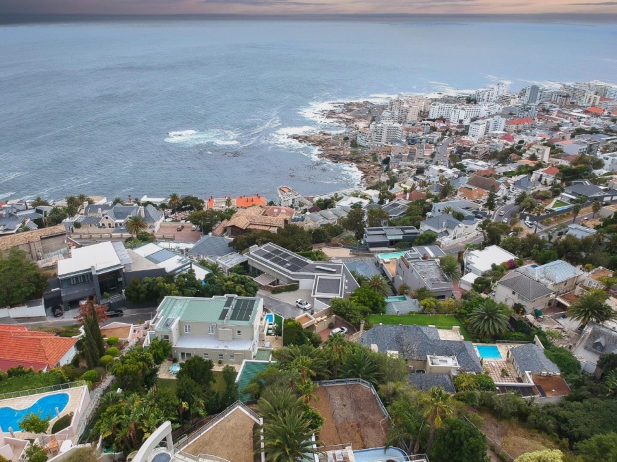 6 Bedroom Property for Sale in Bantry Bay Western Cape